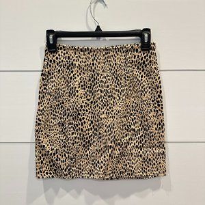 Brandy Melville - Cheetah skirt